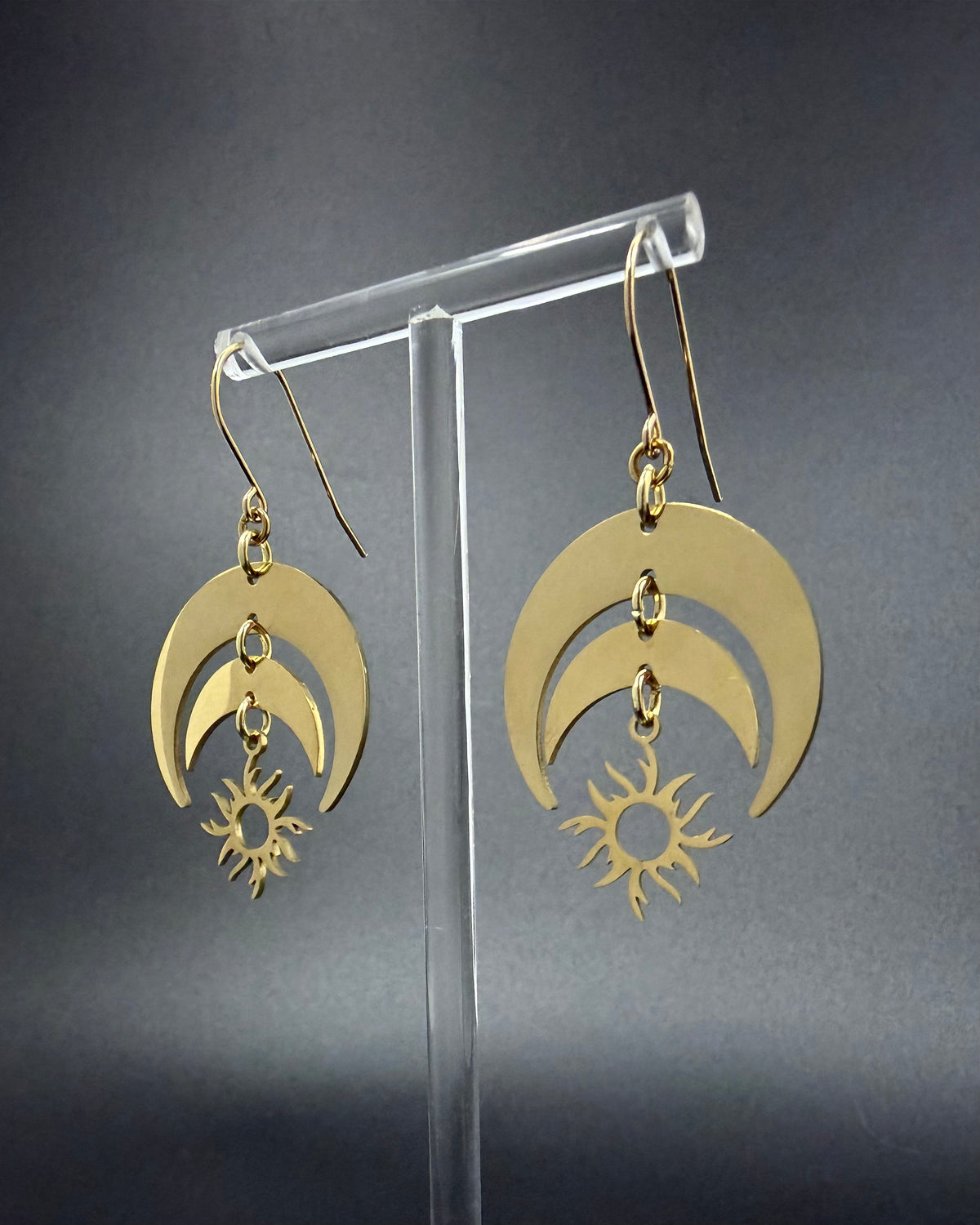 Eos Balance Earrings - Gold 30mm