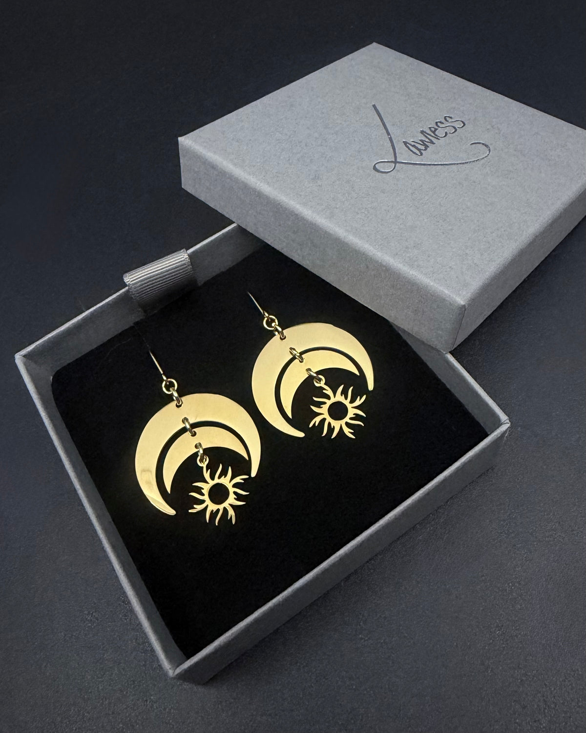 Eos Balance Earrings - Gold 30mm