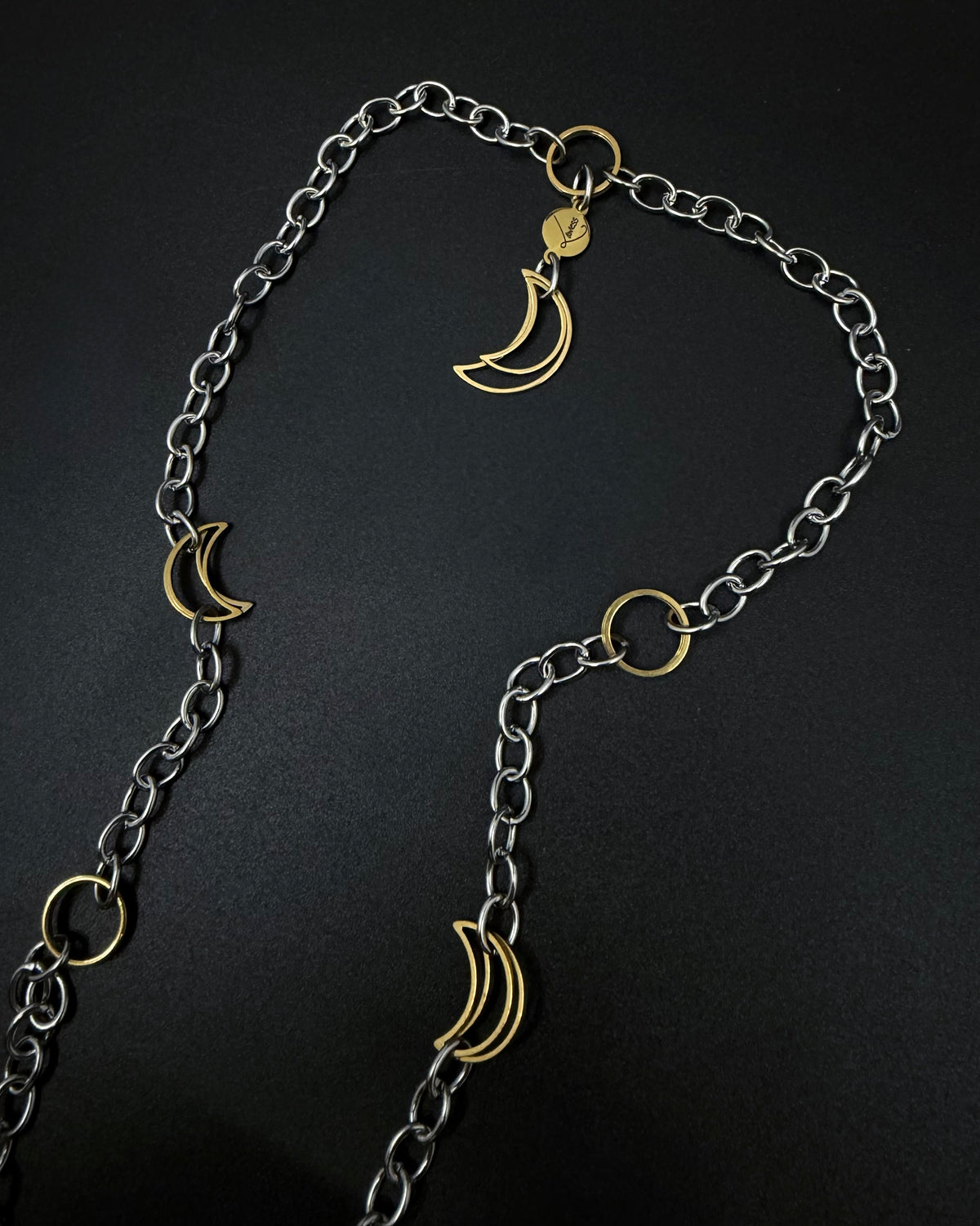 Eos Threshold Crystal Pendant Long Necklace - Silver / Gold