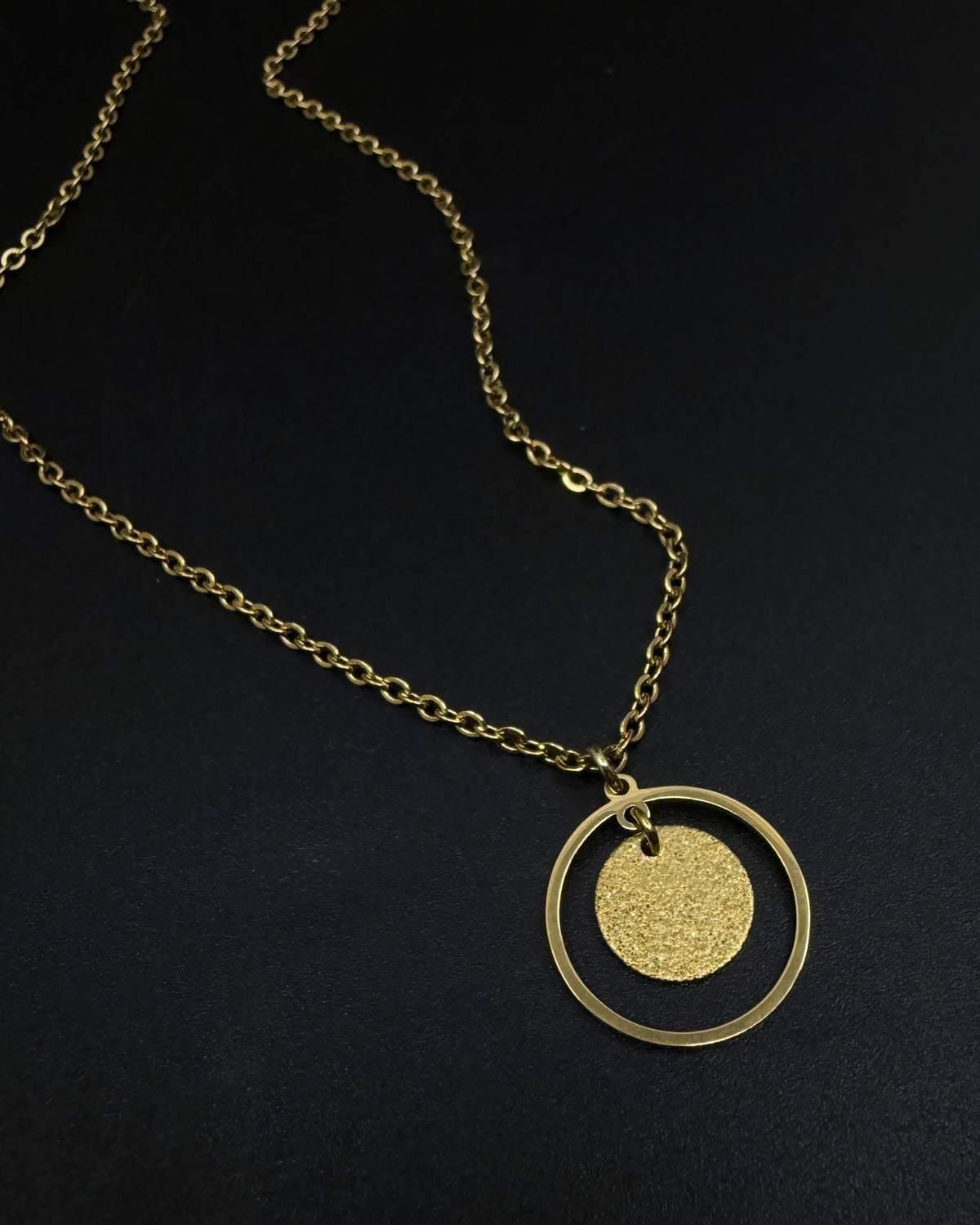 Cassini Halo Necklace - 20mm Gold