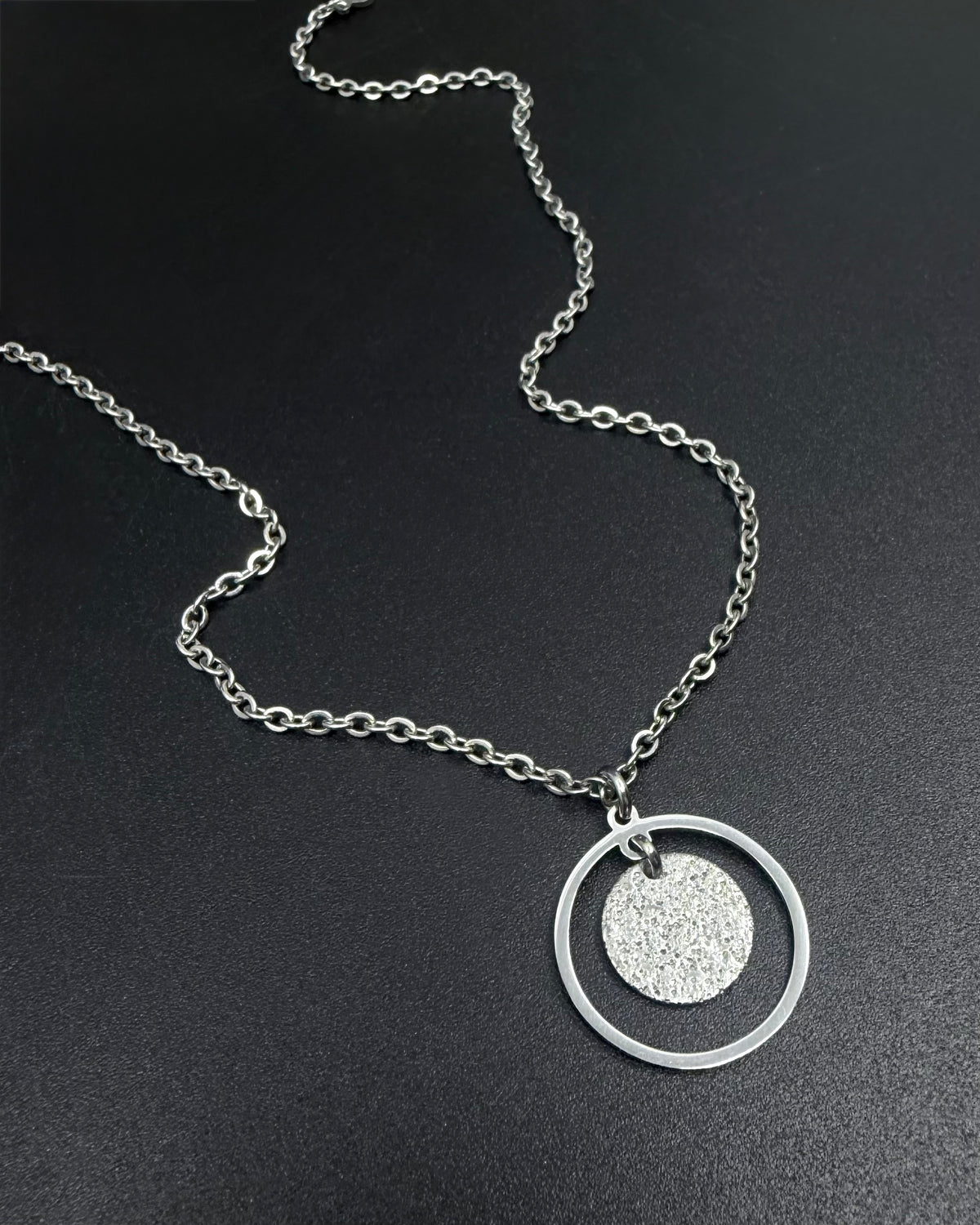 Cassini Halo Necklace - 20mm Silver