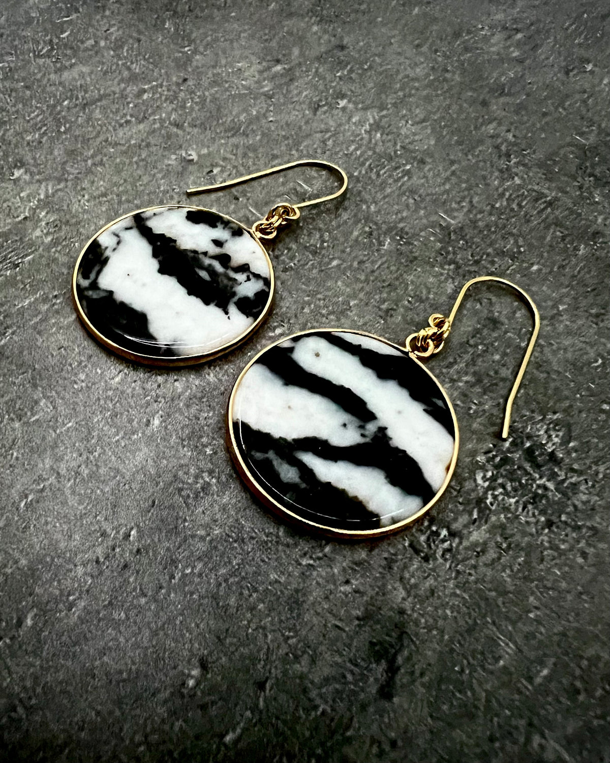 The Shadow edit - Nebulae Veil Earrings - Zebra Agate