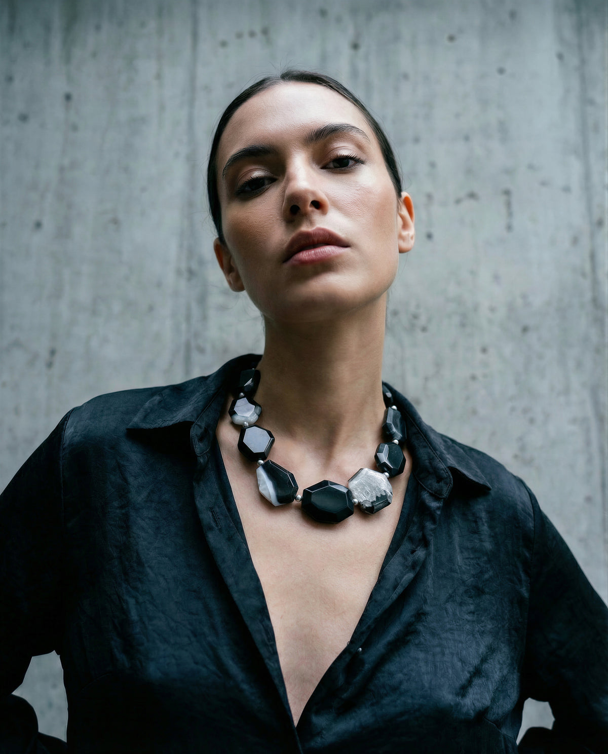The Shadow Edit - The Nightshade Crystal Agate Short Statement Necklace