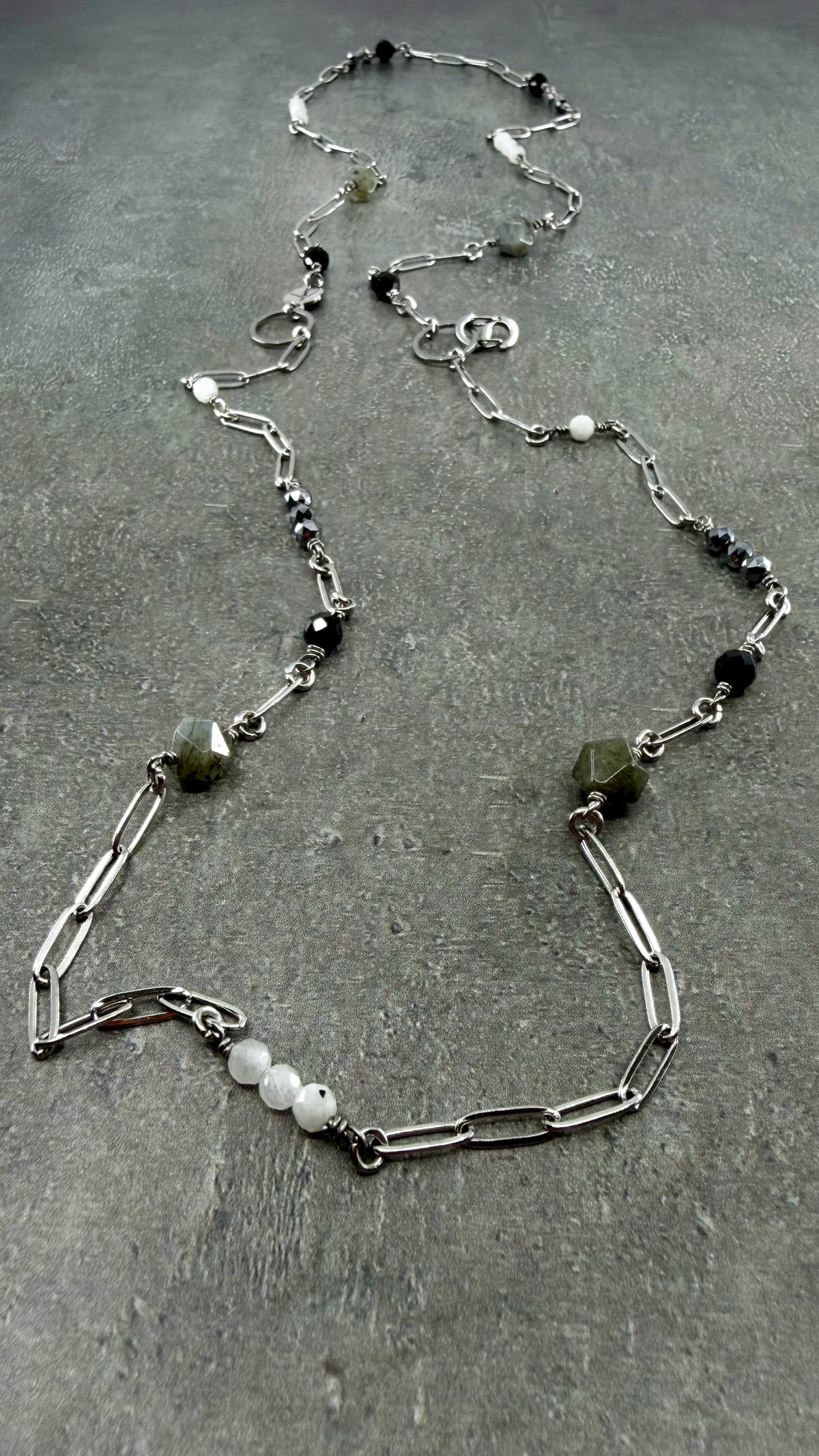 The Shadow edit - Potent Blends Gemstone Necklace image 3