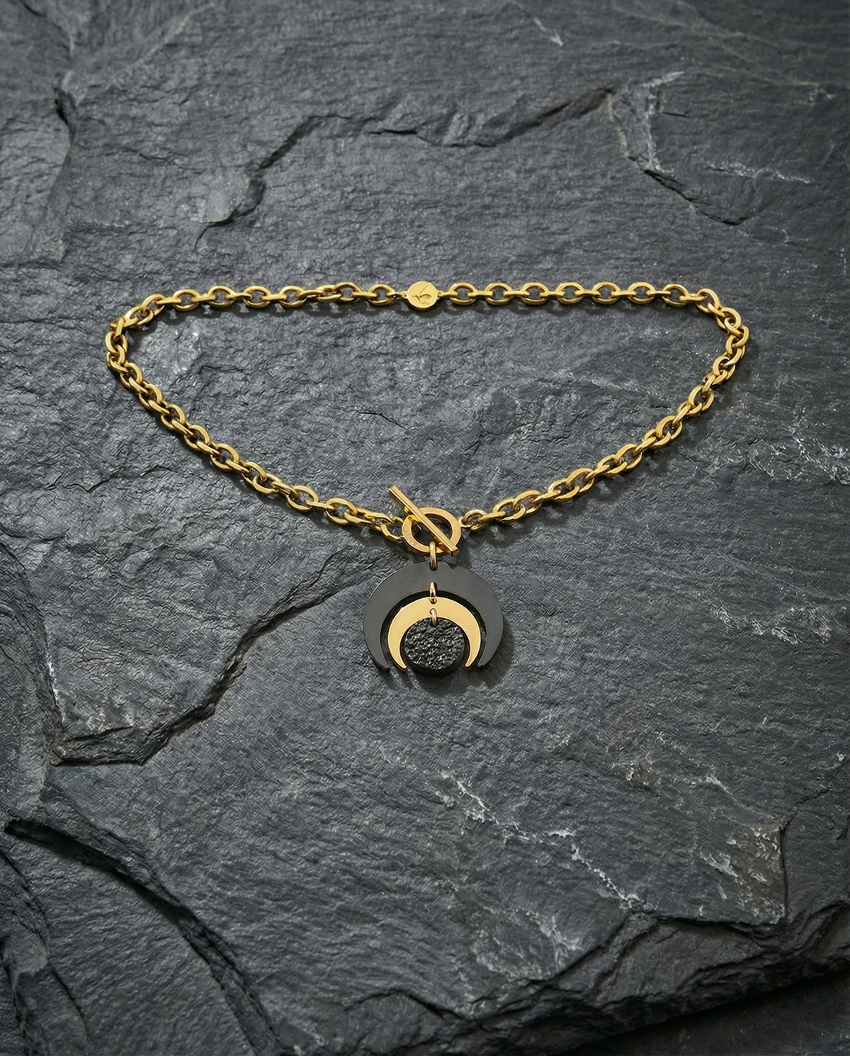 The Shadow edit - Luna Phase Necklace - 30mm Black / Gold